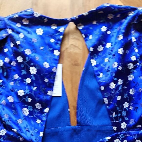 Sau Lee - Floral Dress in Royal Blue And White - Women's Size 8 - Picture 6 of 6